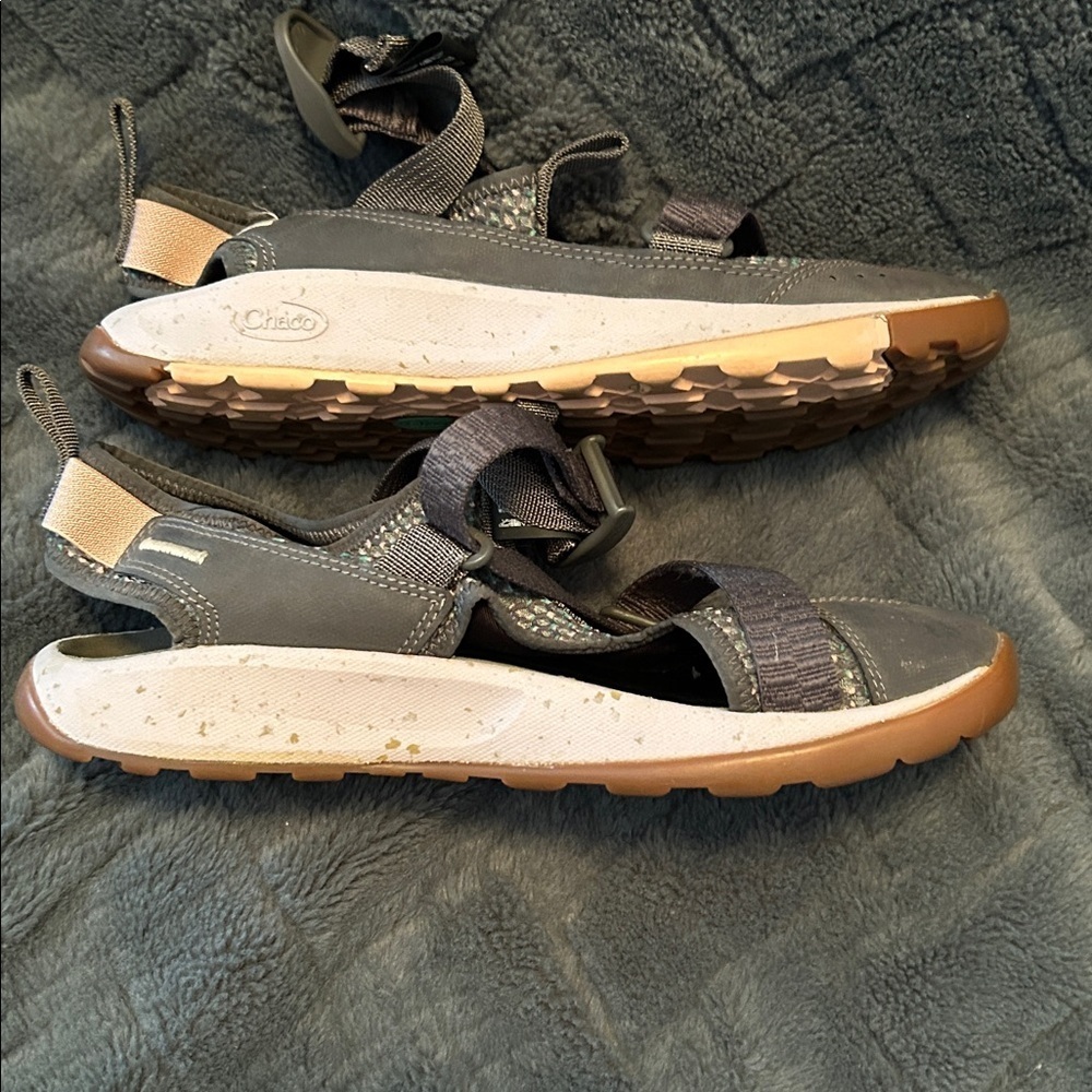 Chaco Women's Gray and Black Sandals size 8 - Picture 3 of 7